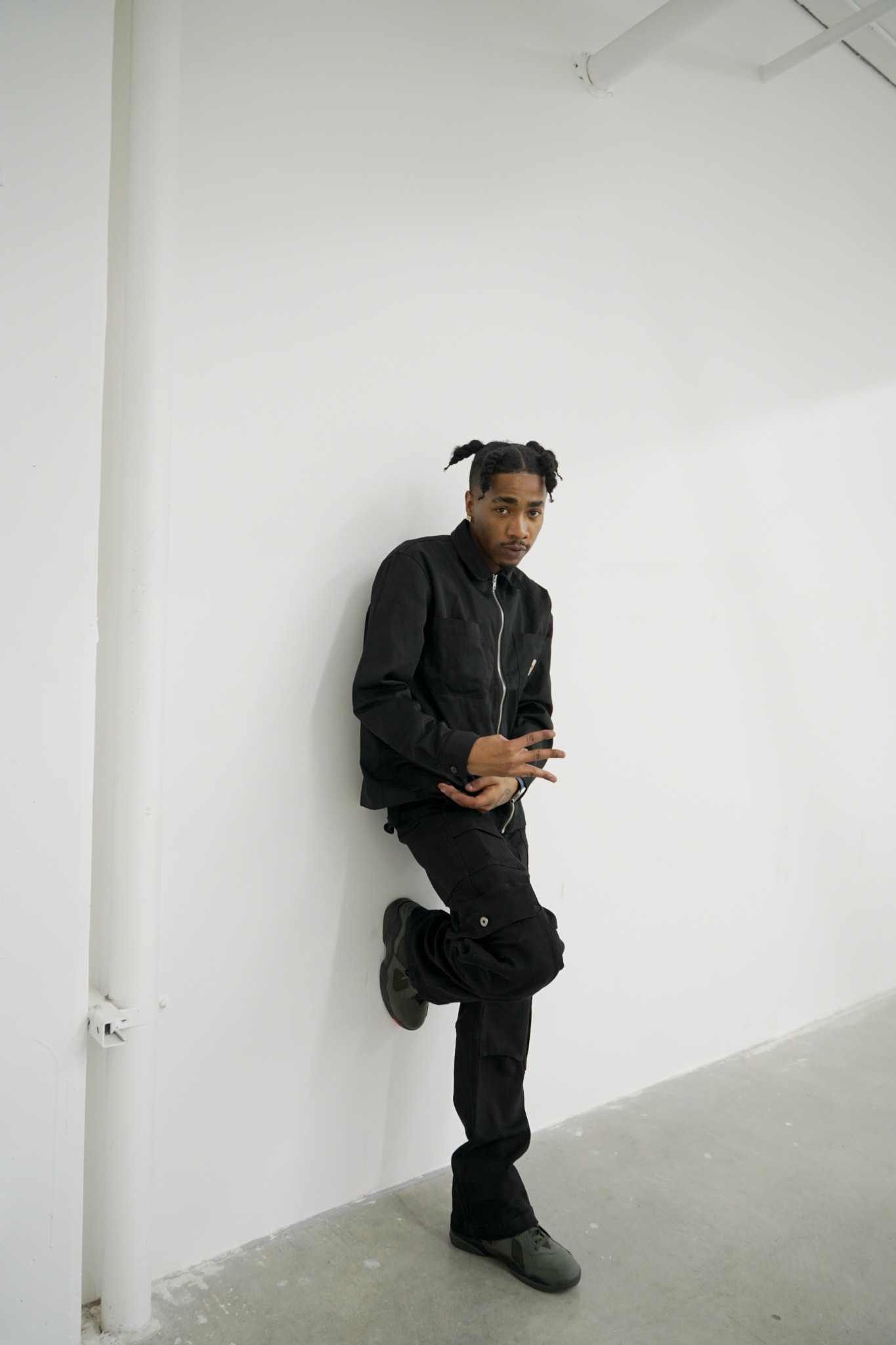 TB photographed during The Chosen One video shoot